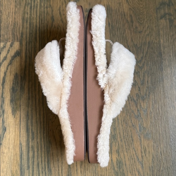 OluKai Cream Fuzzy Sandals - Picture 3 of 5